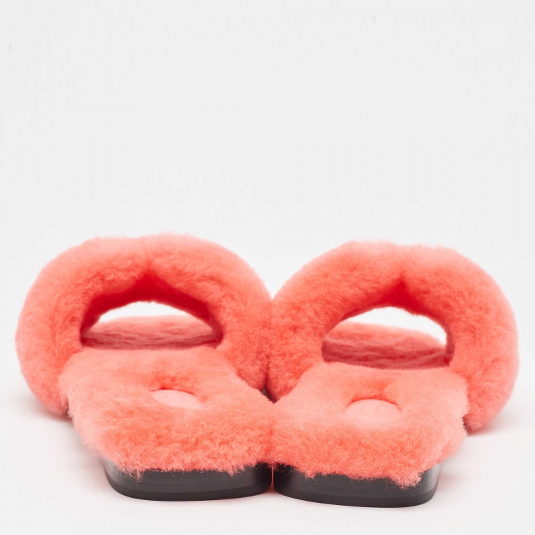 Pre Owned Hermes Pink Shearling Fur Flat Slides Size 37