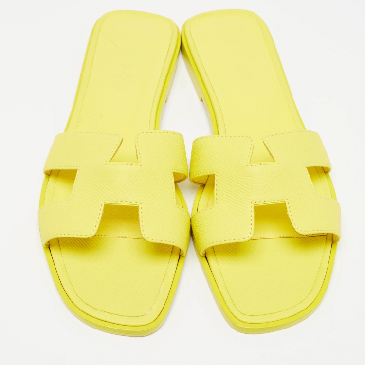 Pre Owned Hermes Yellow Leather Oran Flat Slides Size 37.5