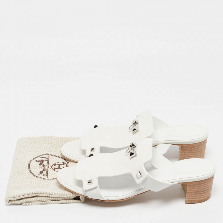 Pre Owned Hermès White Leather Invincible Slide Sandals Size 39