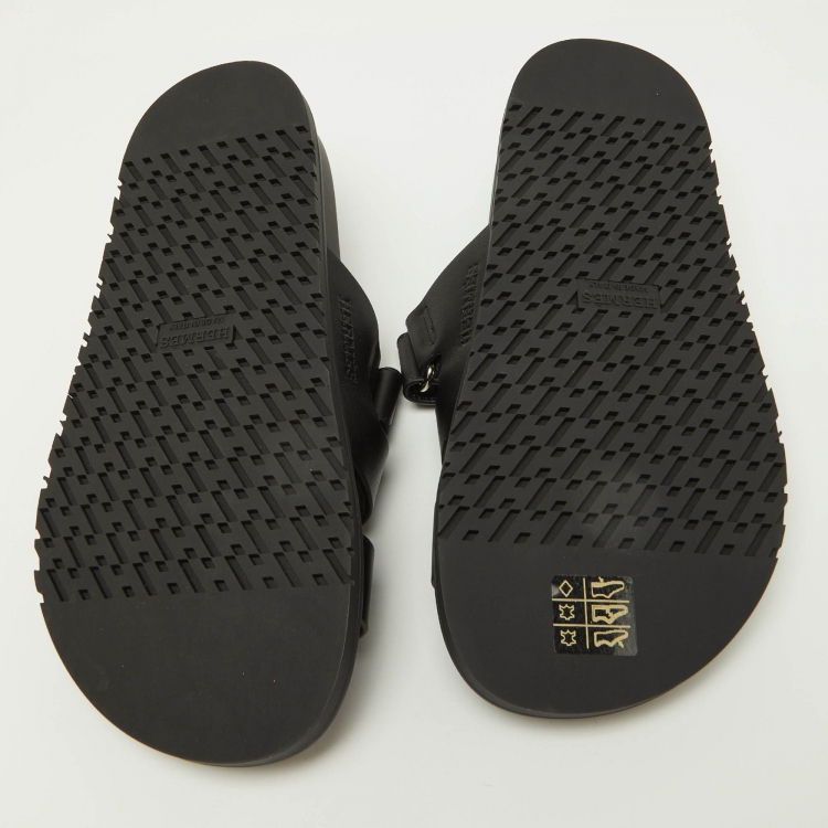 مملوكة مسبقًا Hermes Black Leather Chypre Sandal 37.5