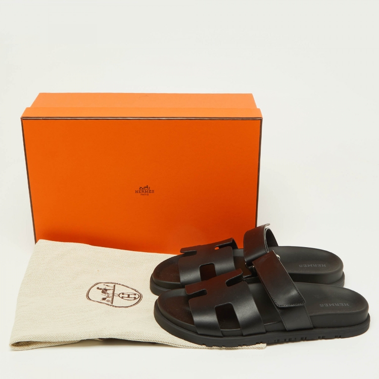 مملوكة مسبقًا Hermes Black Leather Chypre Sandal 37.5