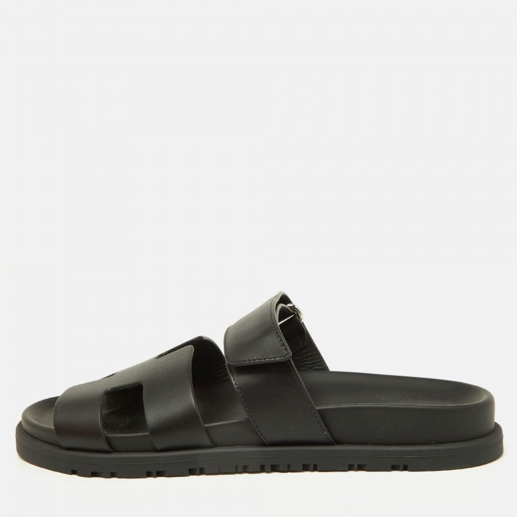 مملوكة مسبقًا Hermes Black Leather Chypre Sandal 37.5