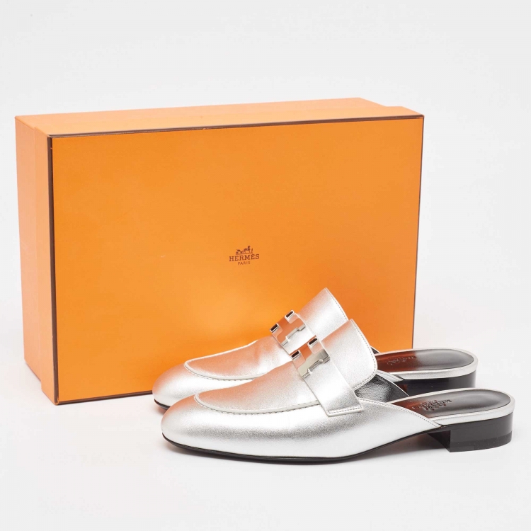 Pre Owned Hermes Silver Leather Trocadero Mules Size 38