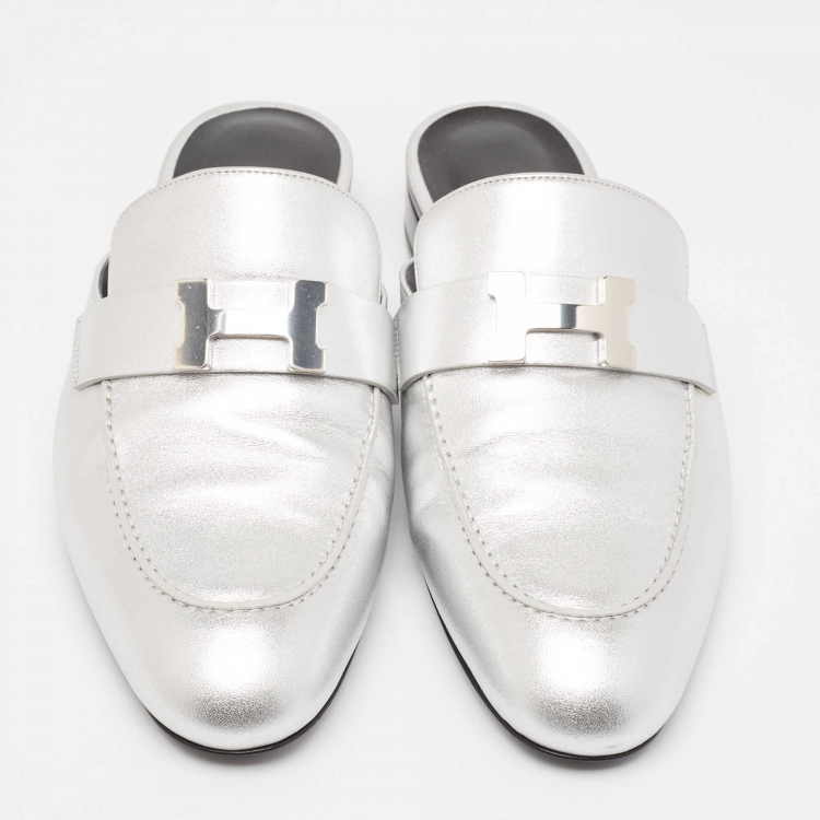 Pre Owned Hermes Silver Leather Trocadero Mules Size 38