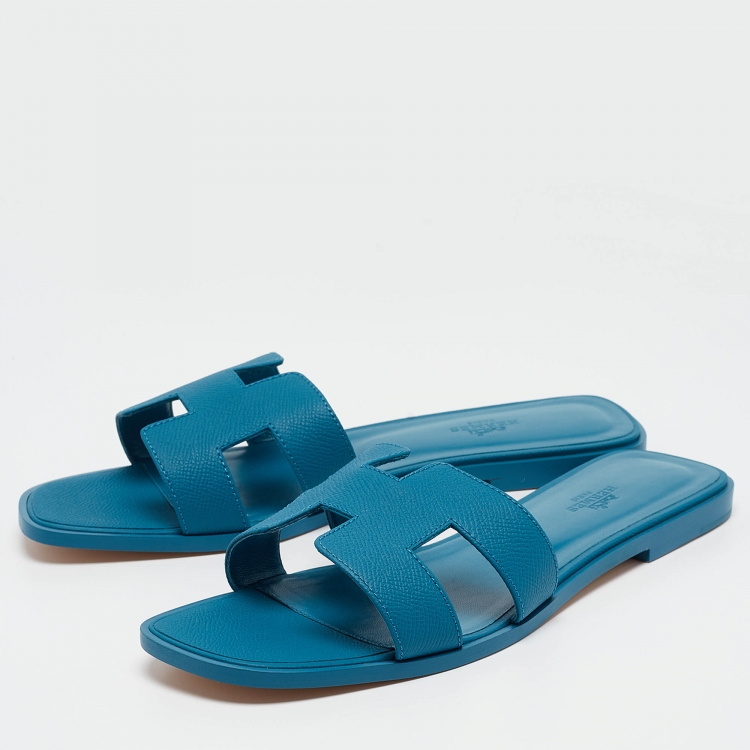 Pre Owned Hermes Blue Leather Oran Flat Slides Size 41 