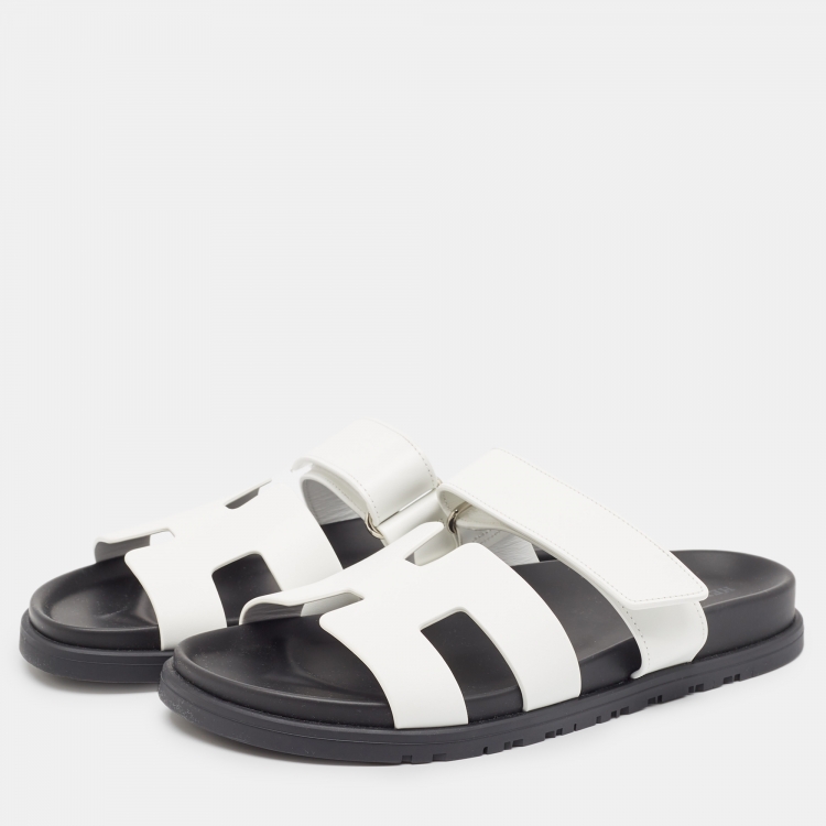 Pre Owned Hermès White Leather Chypre Sandals Size 39