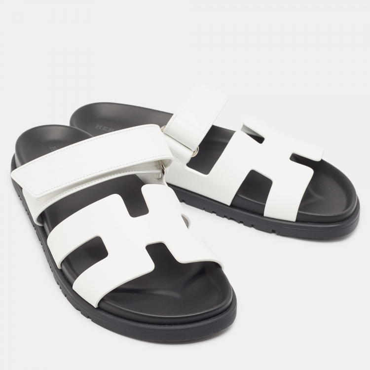 Pre Owned Hermès White Leather Chypre Sandals Size 39