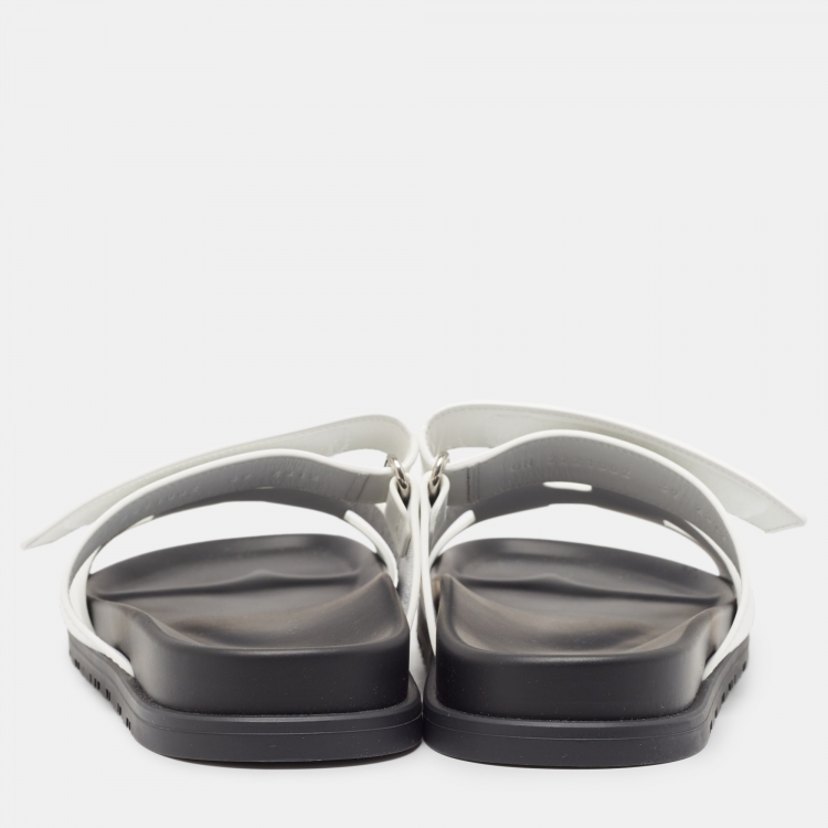 Pre Owned Hermès White Leather Chypre Sandals Size 39
