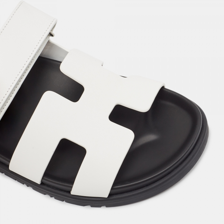 Pre Owned Hermès White Leather Chypre Sandals Size 39