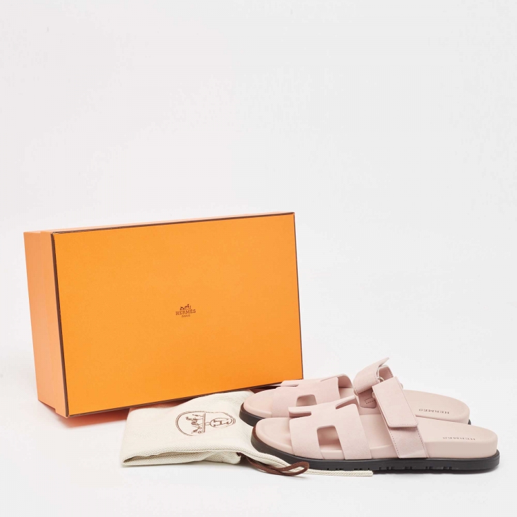 مملوكة مسبقًا Hermes Pink Suede Chypre Sandals Size 39