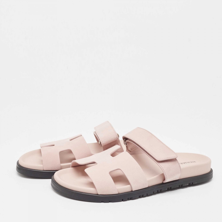 مملوكة مسبقًا Hermes Pink Suede Chypre Sandals Size 39