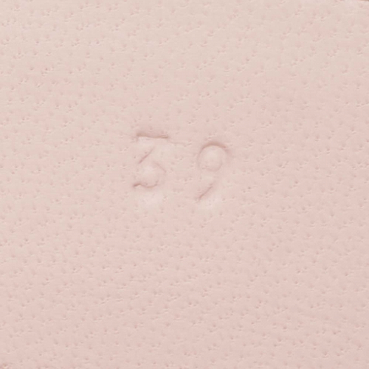 مملوكة مسبقًا Hermes Pink Suede Chypre Sandals Size 39