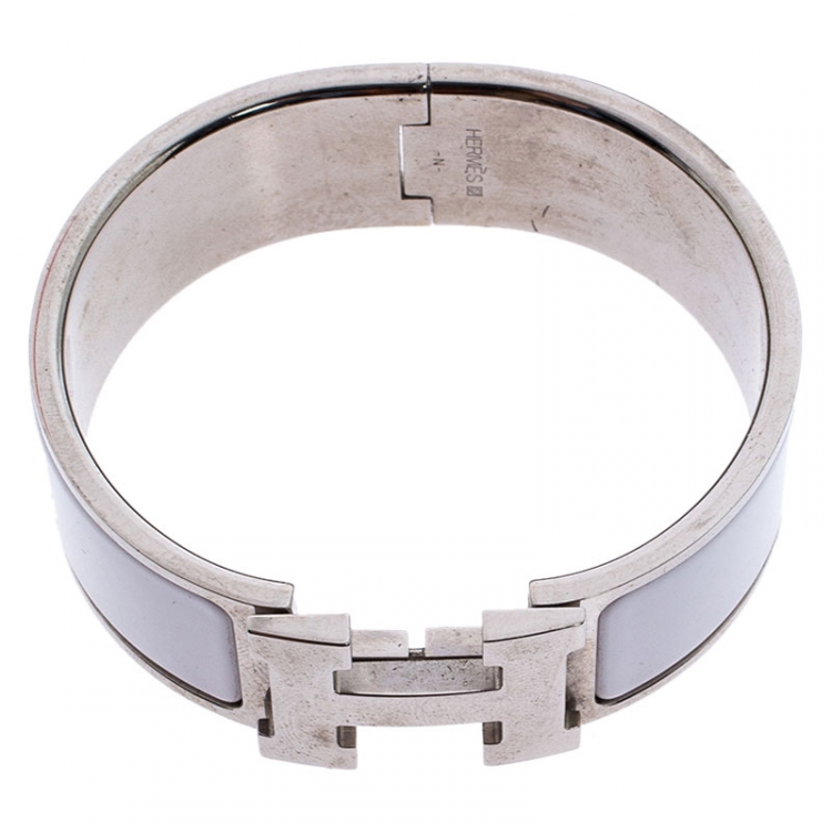 Pre Owned Hermès Clic Clac H White Enamel Palladium Plated Wide Bracelet PM