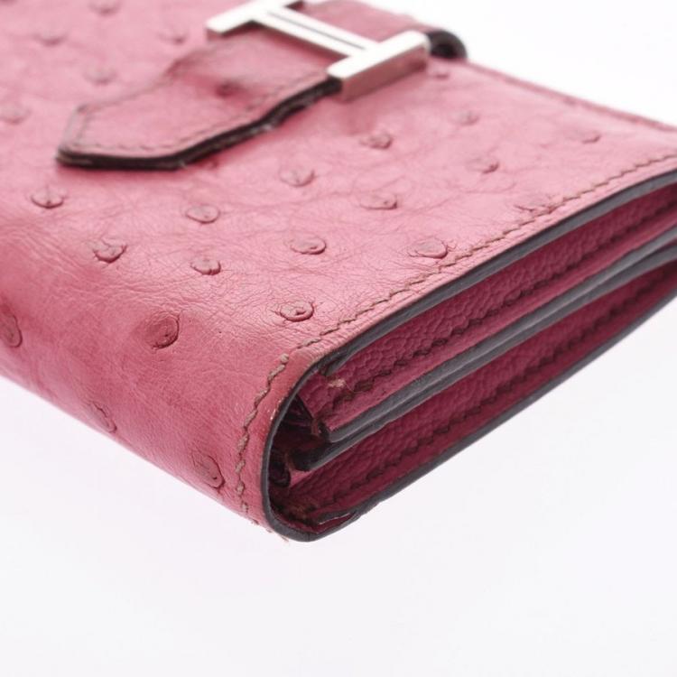 مملوكة مسبقًا Hermes Pink Ostrich Leather Bearn Card Holder
