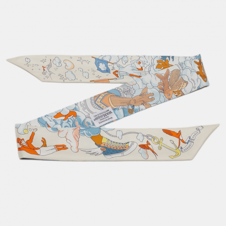 Pre Owned Hermes Multicolor Print Silk Sur Mon Nuage Twilly 