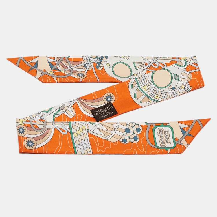Pre Owned Hermes Orange Print Silk Odyssey Twilly 
