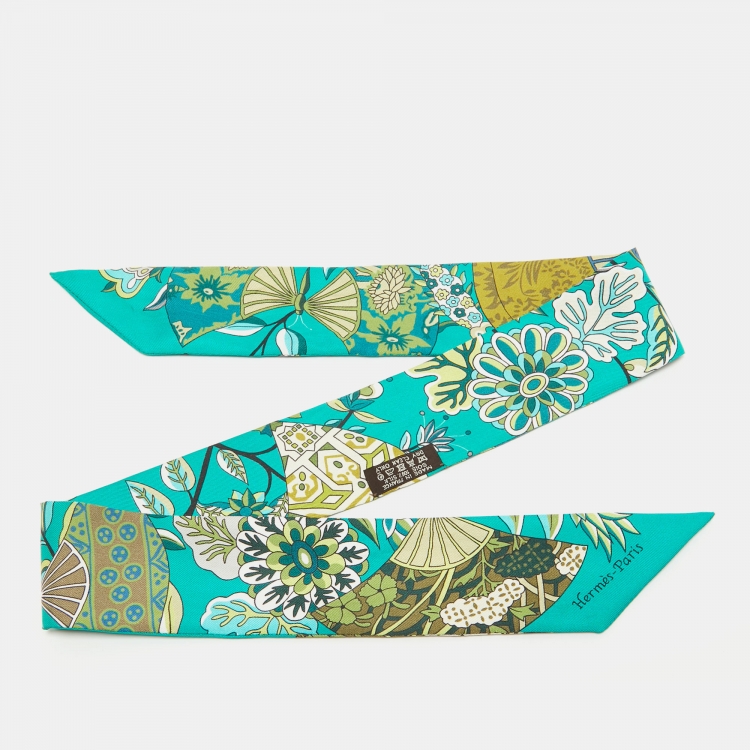 Pre Owned Hermès Green Floral Print Silk Twilly