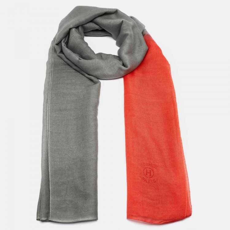 Pre Owned Hermès Grey/Orange Cashmere and Silk Scarf