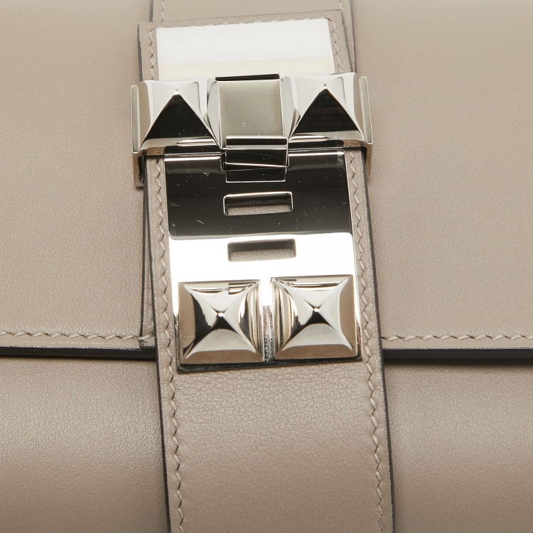 Pre Owned Hermes Gris Asphalte Swift Leather Medor 23 Clutch