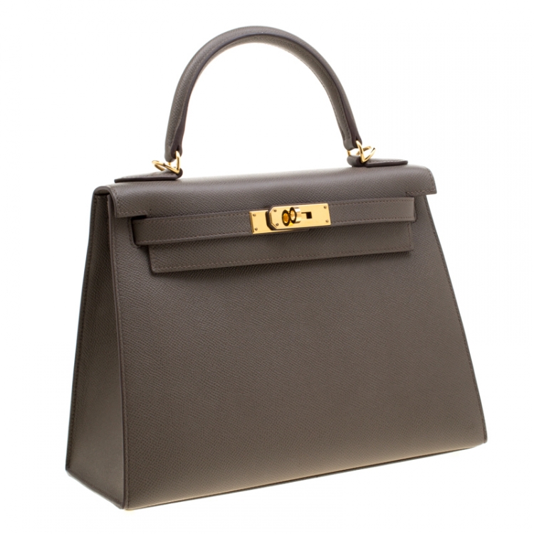 مملوكة مسبقًا Hermes Etain Epsom Leather Gold Hardware Kelly Sellier 28 Bag