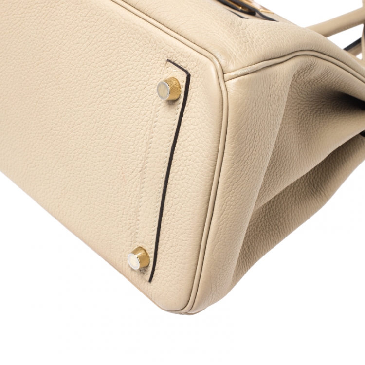 مملوكة مسبقًا Hermes Beige Togo Leather Gold Hardware Birkin 30 Bag