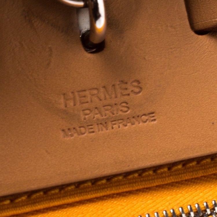 Pre Owned Hermes Jeune D'Or Canvas and Leather Herbag Zip 39 Bag