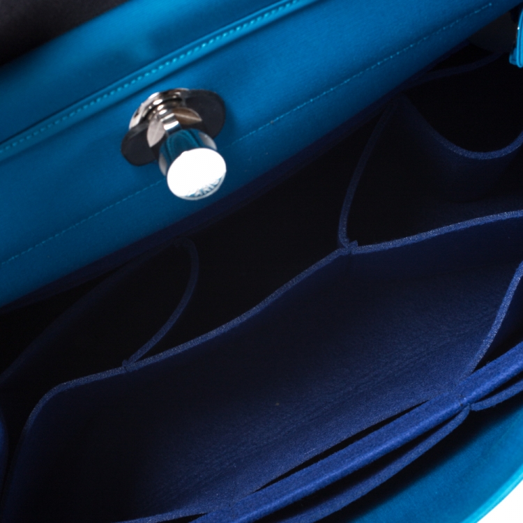 Pre Owned Hermes Blue Indigo/Blue Zanzibar Canvas and Leather Herbag Zip 39 Bag