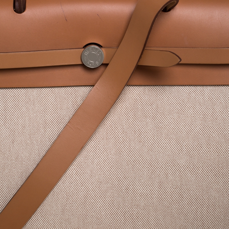 مملوكة مسبقًا Hermes Natural/Beige Canvas and Leather Herbag Zip 39 Bag
