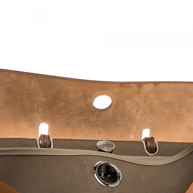 Pre Owned Hermes Natural/Khaki Canvas and Leather Herbag Zip 39 Bag