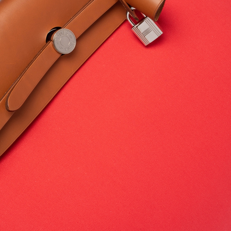 مملوكة مسبقًا Hermes Natural/Rose Jaipur Canvas and Leather Herbag Zip 39 Bag