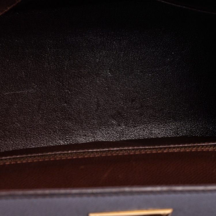 مملوكة مسبقًا Hermes Chocolat Courchevel Leather Gold Hardware Kelly Sellier 32 Bag