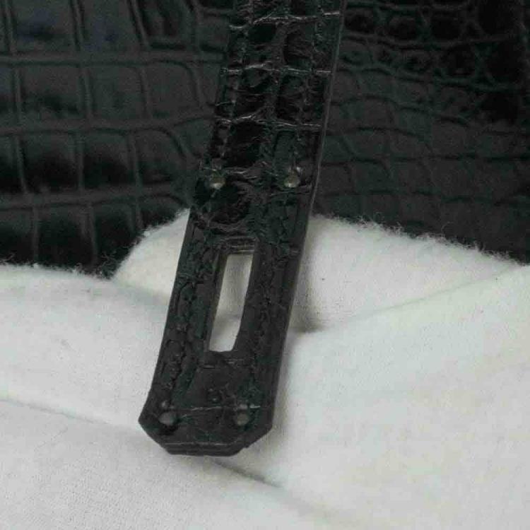 Pre Owned Hermes Black Porosus Crocodile Leather Gold Hardware Kelly Bag