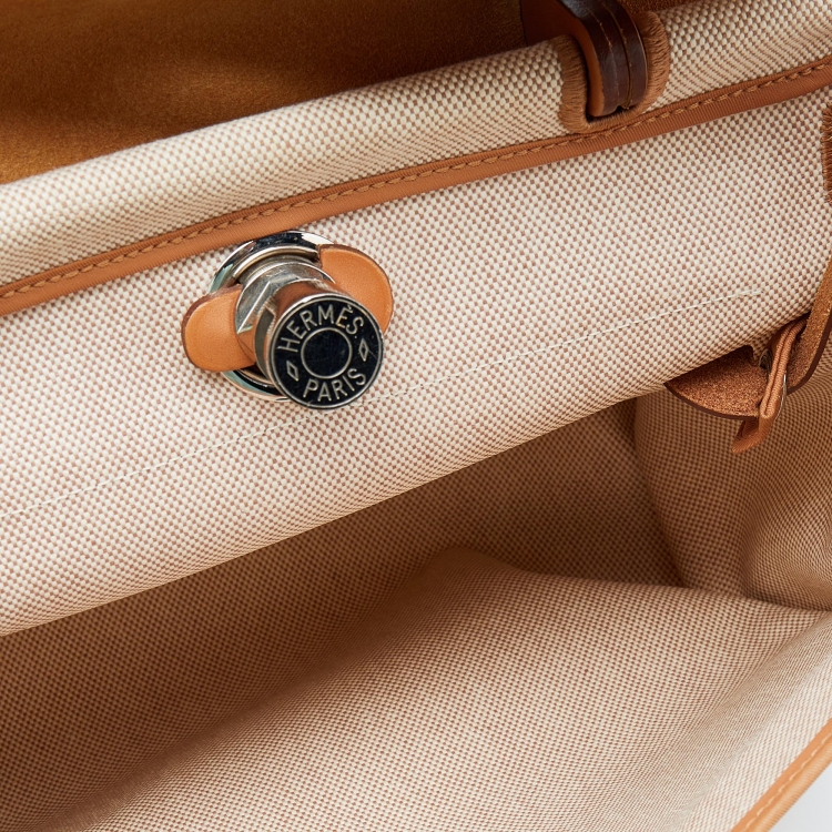 مملوكة مسبقًا Hermes Naturel Vache Hunter Leather And Toile Canvas Herbag Zip 31 Bag