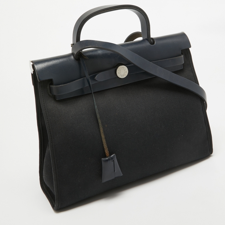 مملوكة مسبقًا Hermes Bleu Index/Black Canvas and Leather Herbag Zip PM Bag