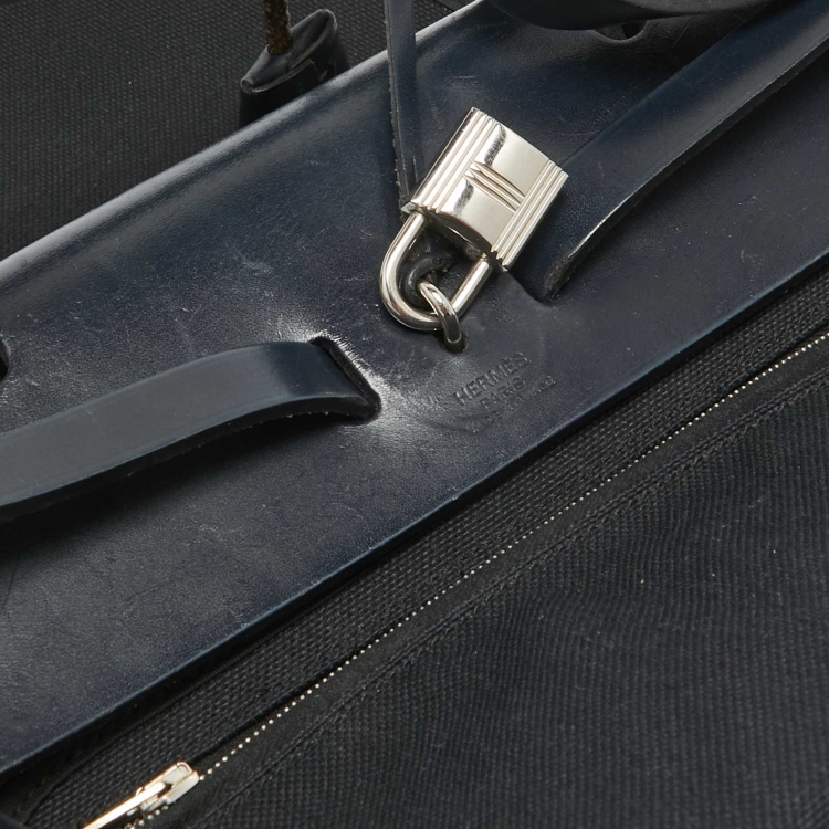 مملوكة مسبقًا Hermes Bleu Index/Black Canvas and Leather Herbag Zip PM Bag