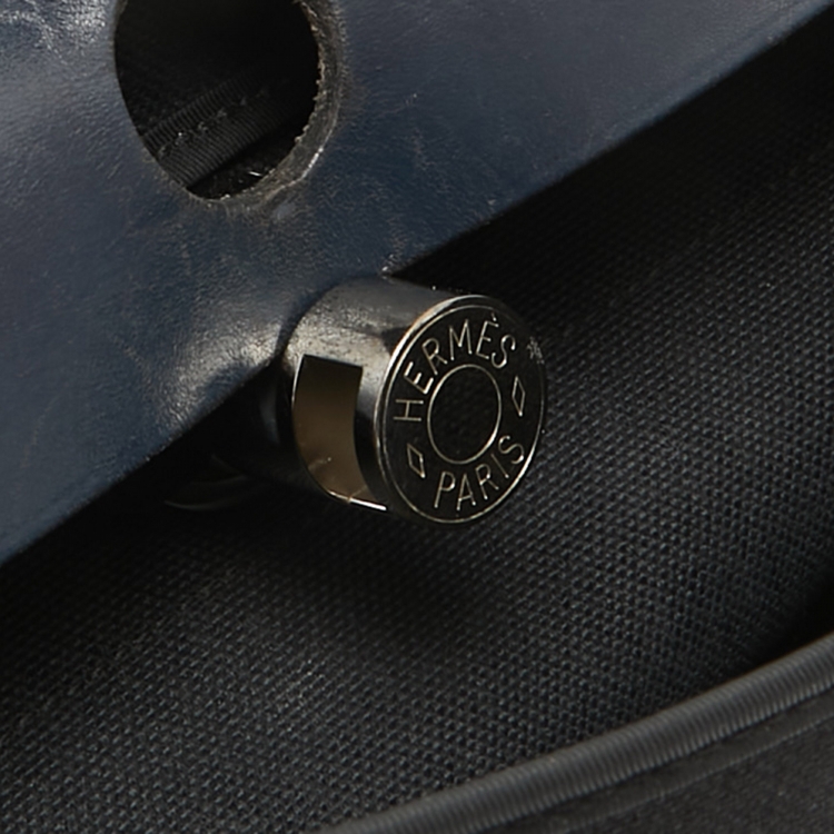 مملوكة مسبقًا Hermes Bleu Index/Black Canvas and Leather Herbag Zip PM Bag