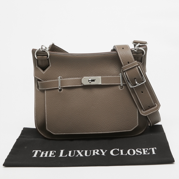مملوكة مسبقًا Hermès  Etoupe Taurillon Clemence Leather Palladium Hardware Jypsiere 31 Bag
