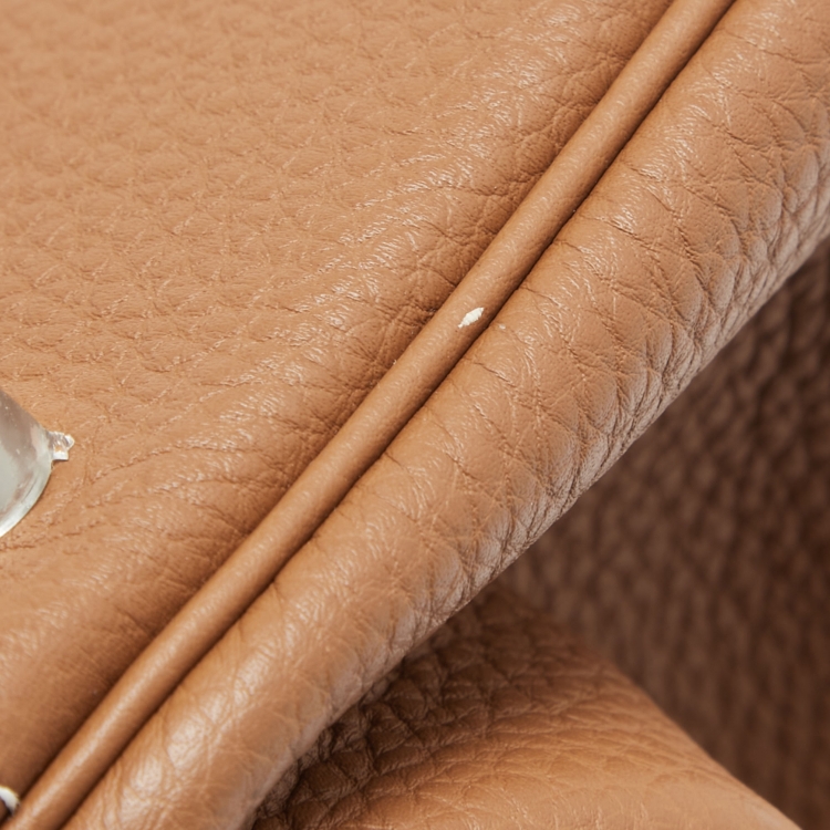 مملوكة مسبقًا Hermès Gold Togo Leather Palladium Finish Kelly Retourne 28 Bag