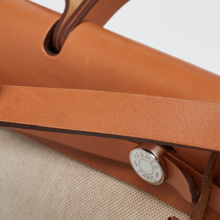 Pre Owned Hermes Naturel Vache Hunter Leather and Toile Canvas Herbag Zip 31 Bag