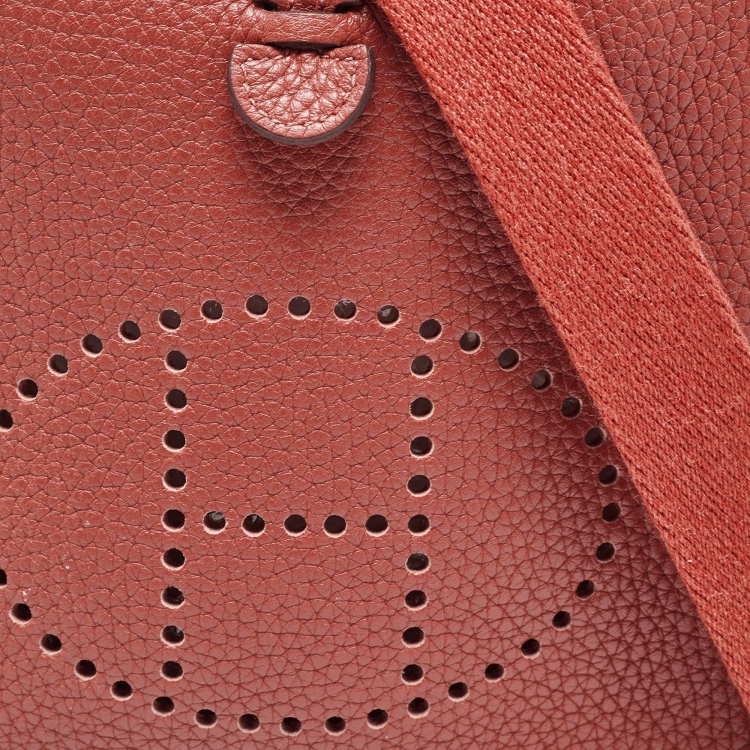 مملوكة مسبقًا Hermes Cuivre Clemence Leather Evelyne TPM Bag