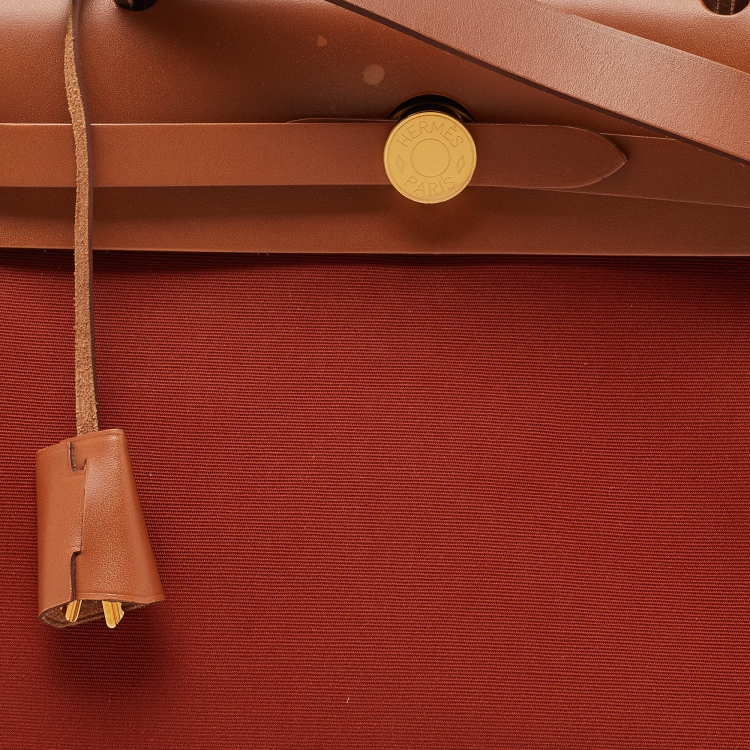 مملوكة مسبقًا Hermes Rouge H/Fauve Canvas and Leather Herbag Zip 31 Bag