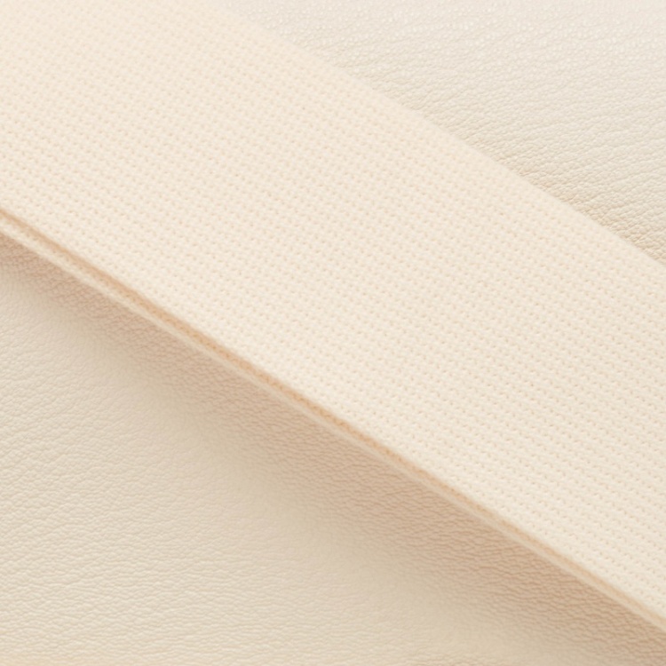 مملوكة مسبقًا Hermes Nata Chevre Mysore Leather Gold Finish Geta Bag