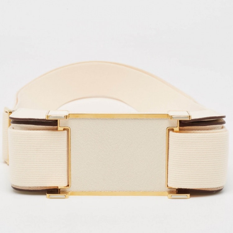مملوكة مسبقًا Hermes Nata Chevre Mysore Leather Gold Finish Geta Bag