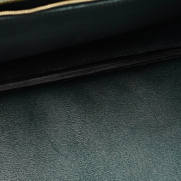 مملوكة مسبقًا Hermes Vert Fonce Matte Crocodile Porosus Gold Finish Birkin 40 Bag