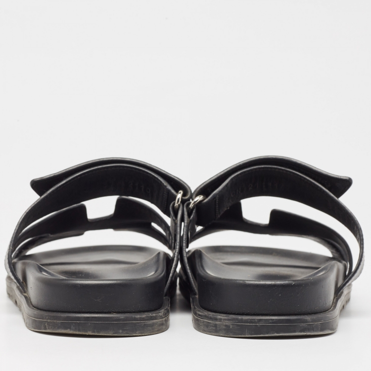 Pre Owned Hermes Black Leather Chypre Sandals Size 37