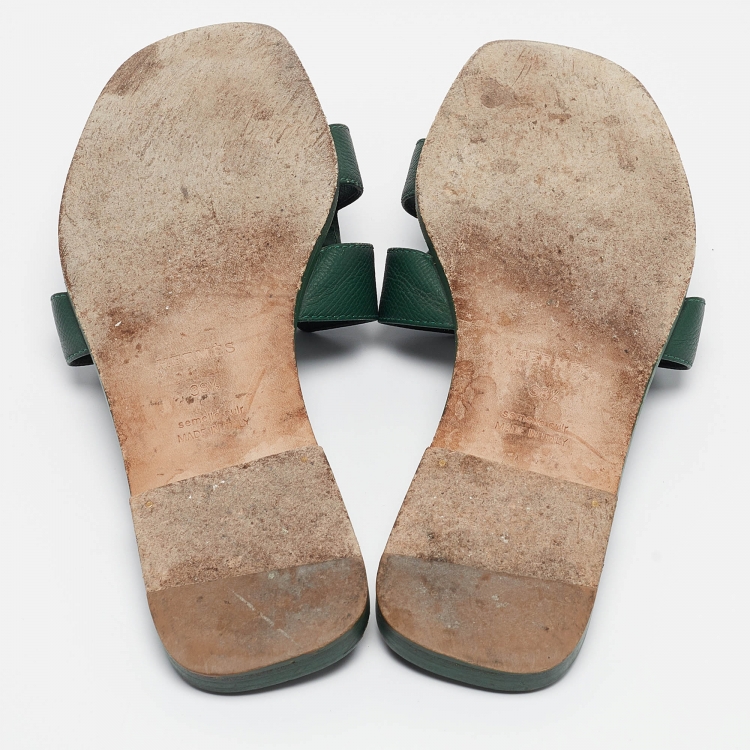 Pre Owned Hermes Green Leather Oran Flat Slides Size 38.5