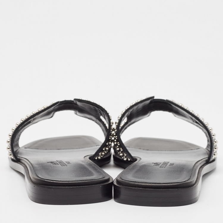 Pre Owned Hermès Black Leather Studded Oran Flat Slides Size 36