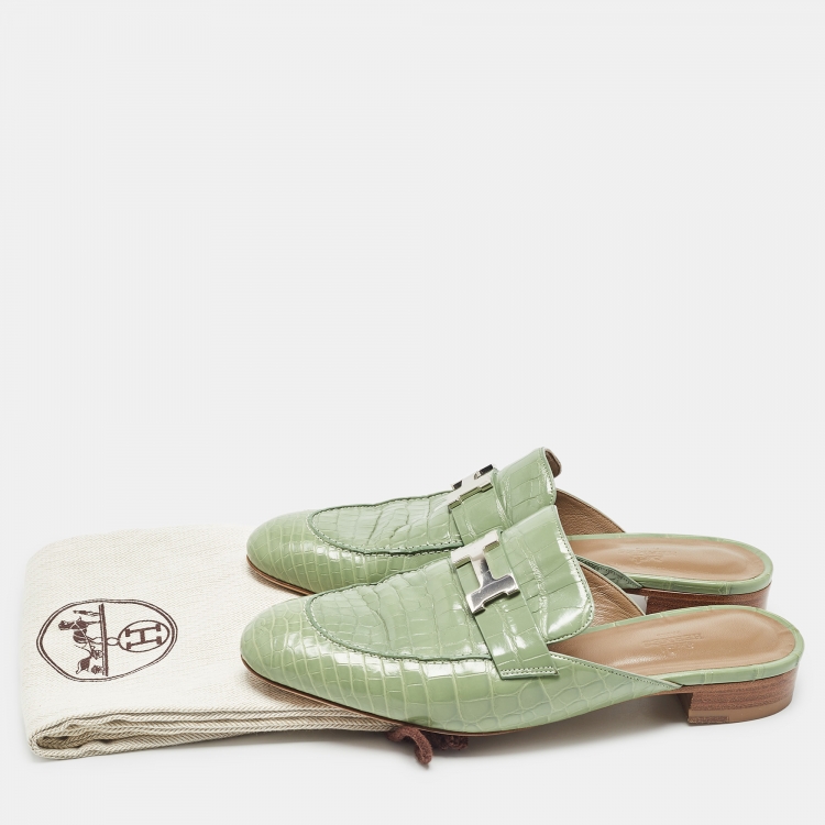 Pre Owned Hermes Green Crocodile Trocadero Mules Size 39  