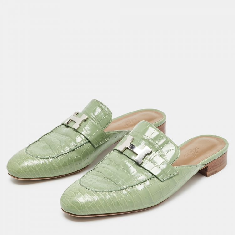 Pre Owned Hermes Green Crocodile Trocadero Mules Size 39  