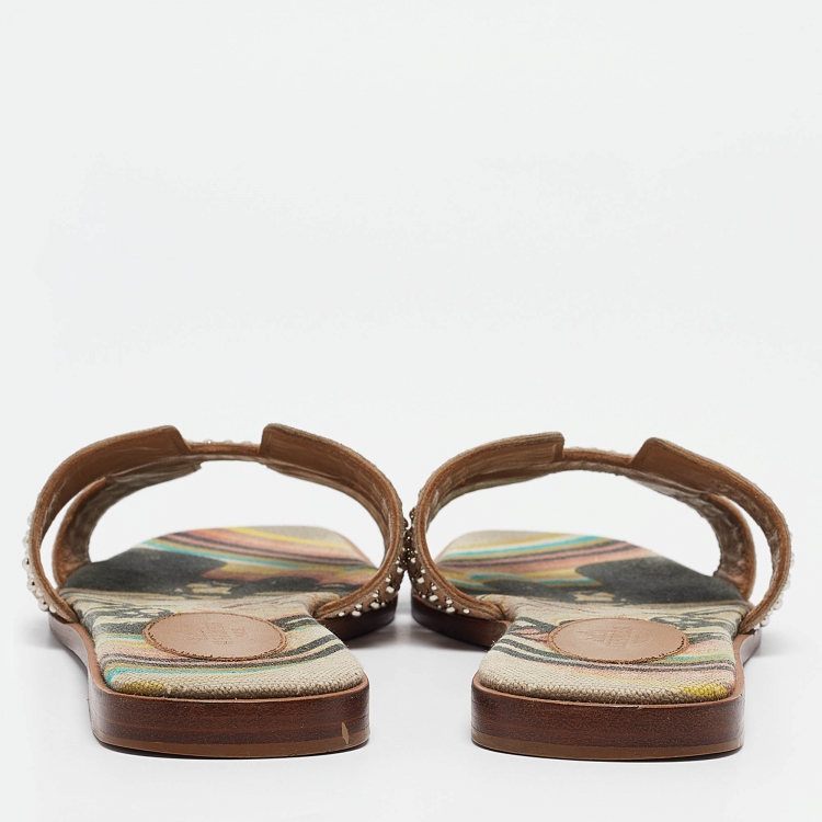 Pre Owned Hermes Beige Studded Suede Oran Flat Slides Size 38